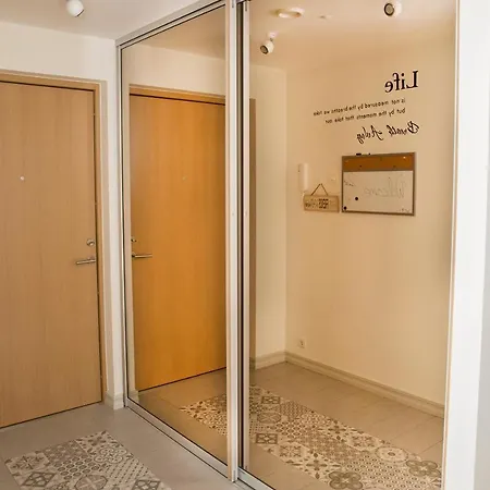Happy Apartment *